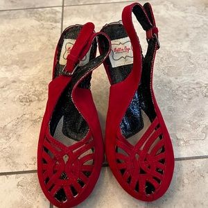 Red Velvet Bettie Page Shoes Sz7